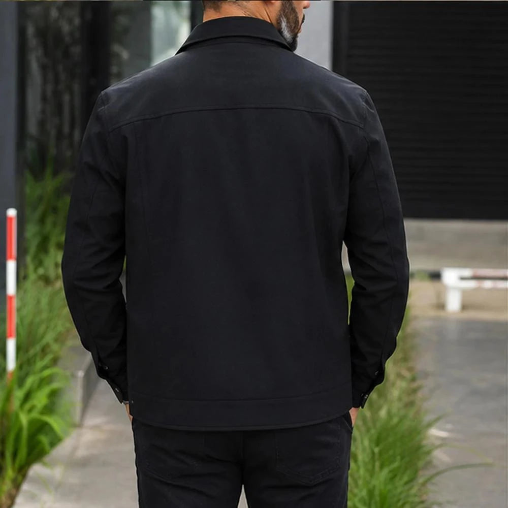 Jaqueta Masculina Montero em Algodão e Poliéster Interior Forrado e Bolsos Superiores +BRINDES: Relógio, Cinto e Carteria