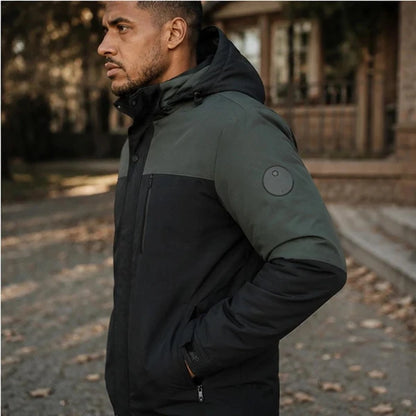 Jaqueta Masculina Mavero em Interior Forrado Térmico a Prova D'Água e Capuz Removível +BRINDES: Relógio, Cinto e Carteira